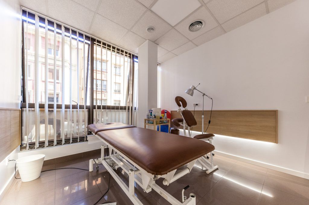 Sala de tratamiento de Fisioterapia Graciela en Avilés